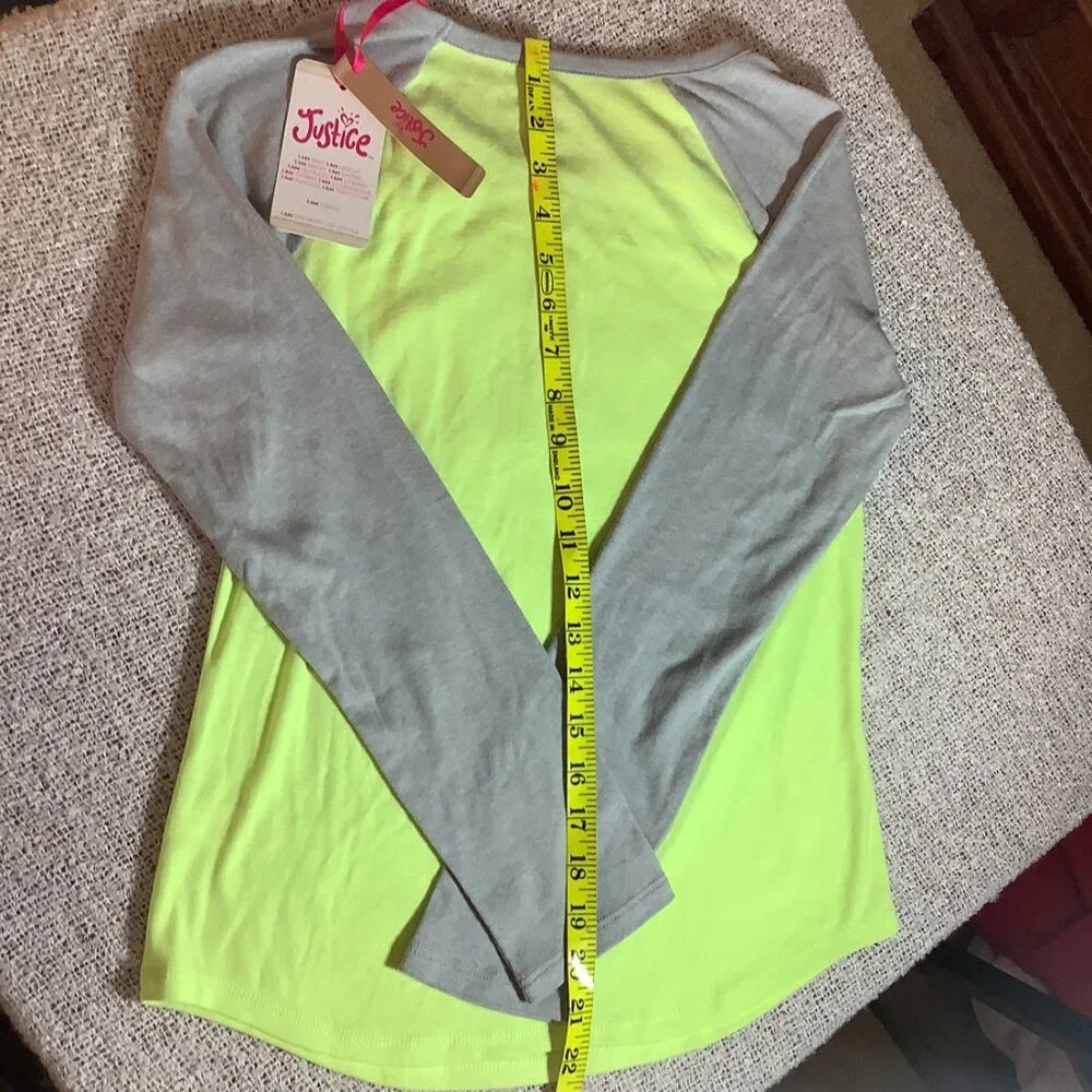 Girls Justice Tee Winter Scene Green Gray Large 12/14 NWT
